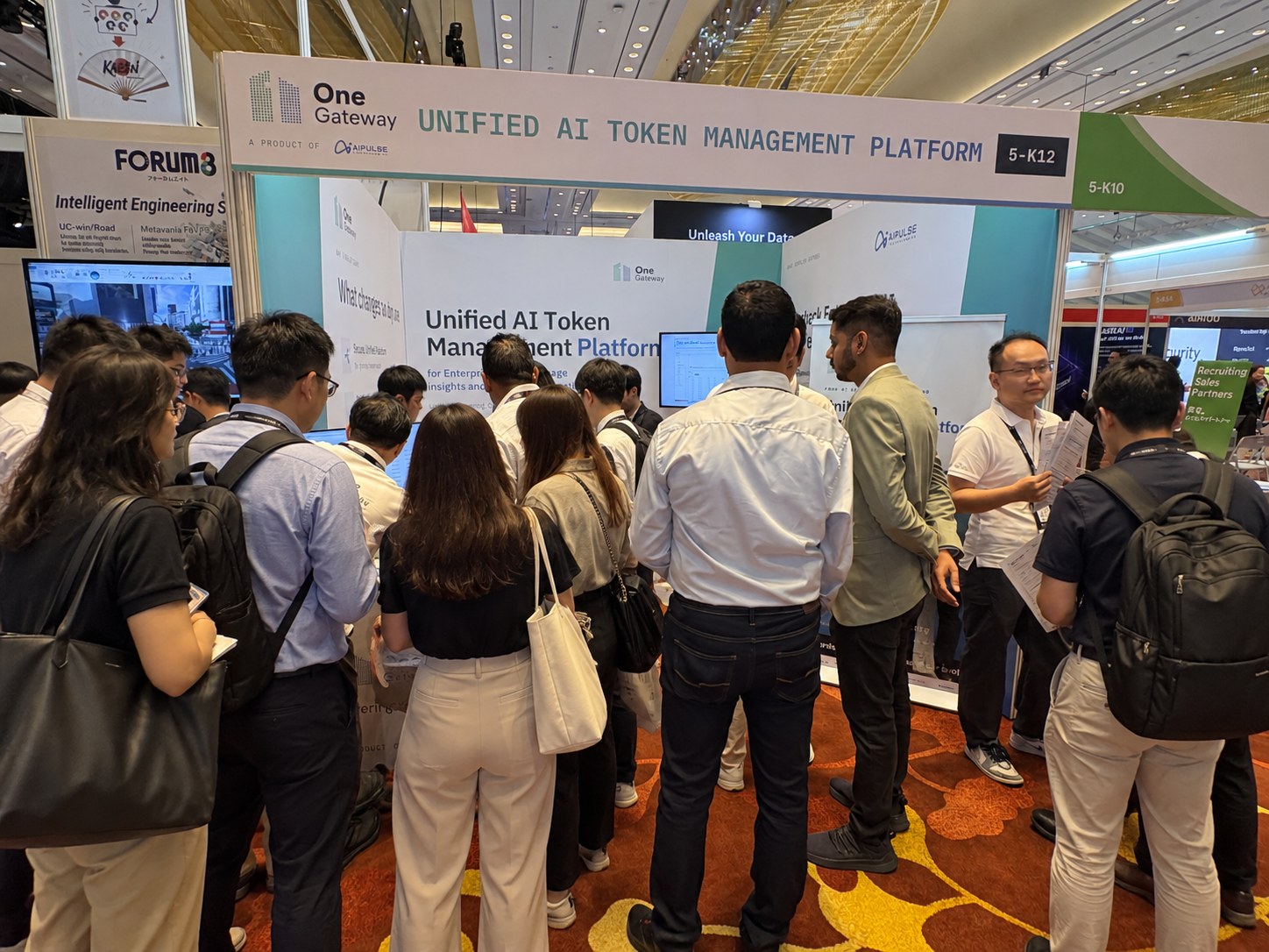 Peak Crowd at Booth 5-K12