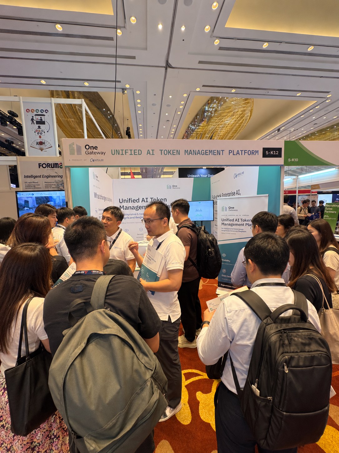 Peak Crowd at Booth 5-K12